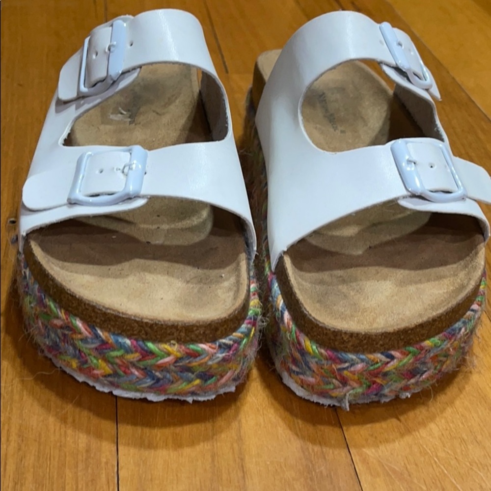 CUTE NATURE BREEZE PLATFORM BUCKLE SANDALS